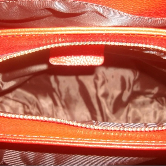 Red Embossed Floral Handbag NWOT - Picture 11 of 12